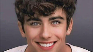 Because he is handsome, the murderer is begged for mercy by the whole network...