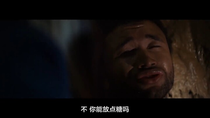 当恐怖片导演给麦当劳拍了一支广告.......哈哈哈哈，笑不活了，死到临头都要嘬一口！！！！