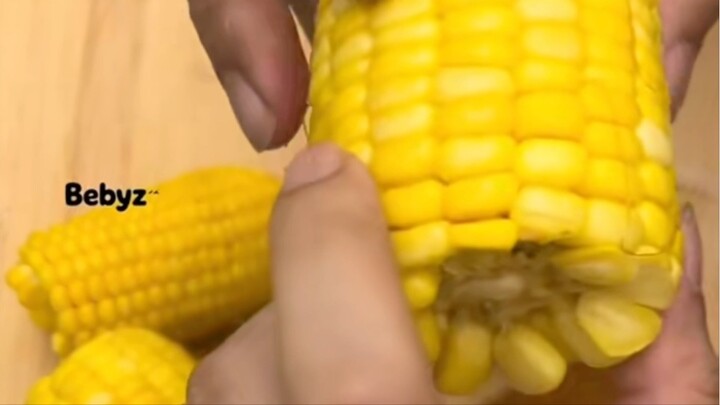 ASMR Sound Of Eating