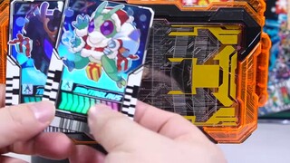 New 3-set combo! Kamen Rider Gochard Christmas Cake Limited Knight Alchemy Card Elk Train & Santa Cl