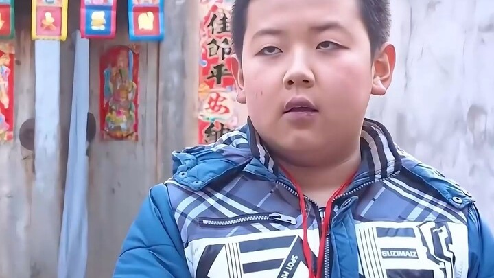 Little Rascal Puts Viagra in Dad’s Water Bottle Just Because He Wants a Little Brother | Drama Clip