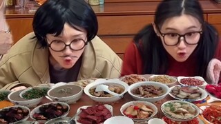 这剩菜啥时候能吃完啊