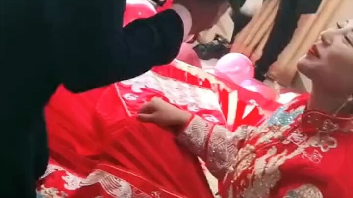 The most fortunate women are the ones who know how to act cute.