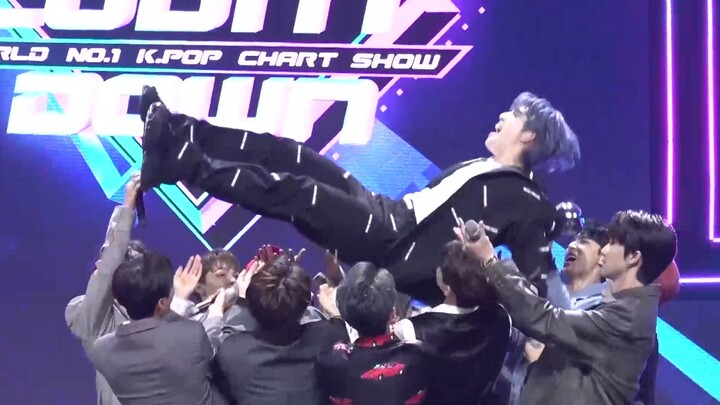 【ชเวซึงชอล|เอส.คูปส์】แทบจะล้มลุกคลุกคลานออกมาจากกลุ่มพี่น้อง