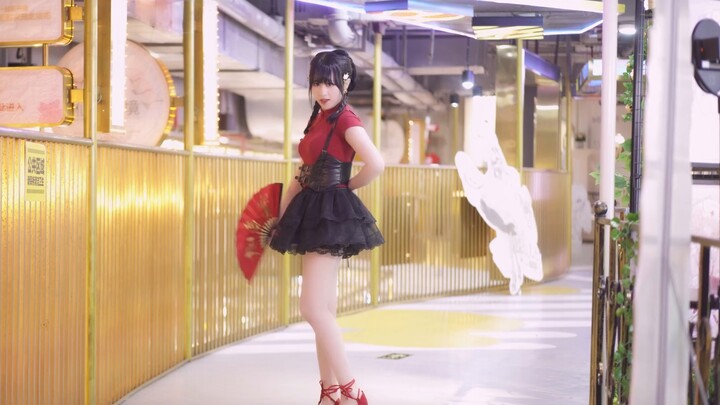 Click here to get your little cutie to cool down in the hot summer