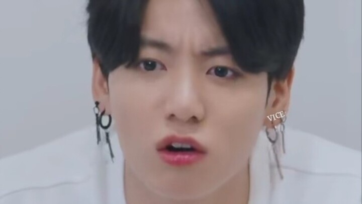 【Jeongguk】Tak ada yang tak bisa ditiru oleh si anak ini