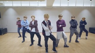 NCT DREAM practice room archaeology* Little shark, no matter how many times I watch it, I still find