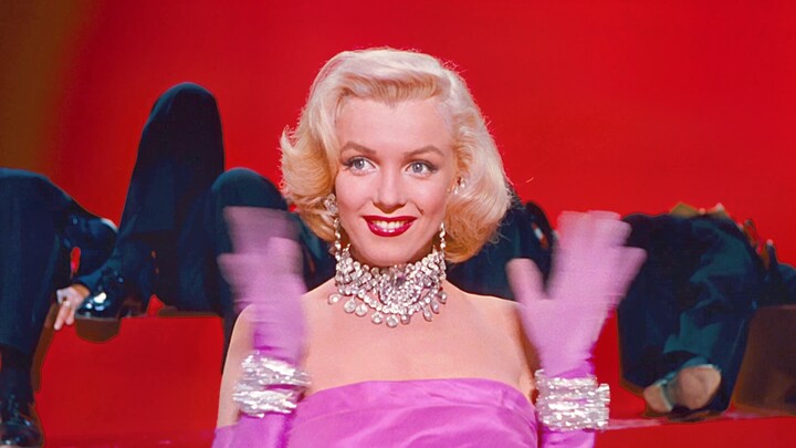 มาริลิน มอนโร/Marilyn Monroe】คลิปเพลงและท่าเต้นสุดคลาสสิกของมอนโร “Diamonds are a girl's best friend