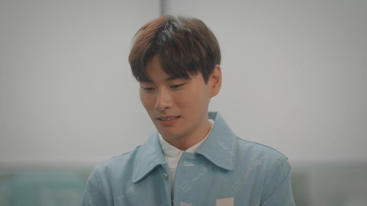 (12) Welcome to Waikiki