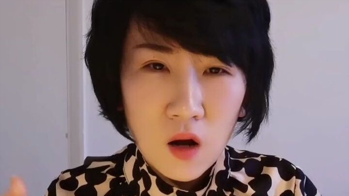 Tôi bị chỉ trích trên tàu điện ngầm London