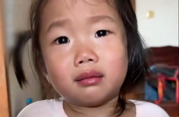 A Mom Who Successfully Escaped Marriage While Raising Her Child