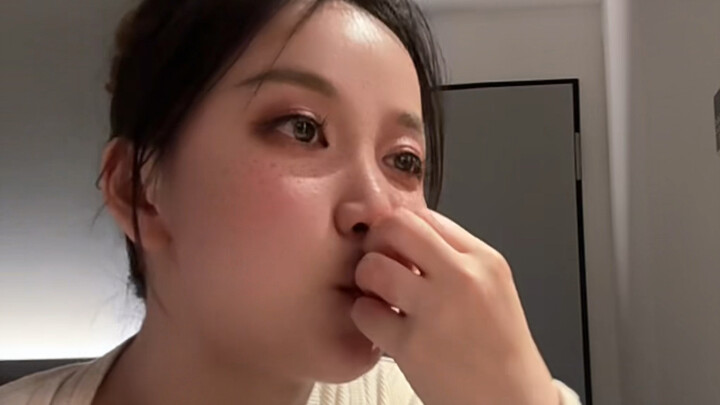 Learned Western etiquette and ended up kissing a coworker