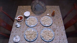 一顿饺子结识的老马壮烈牺牲，掌柜的热泪相送！