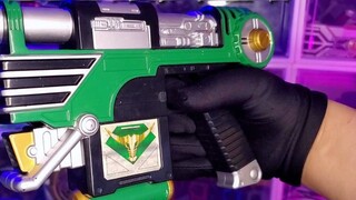 [Rare and divine item] A more luxurious paint job than DX! Kamen Rider Teppei Machine Gun! Contains 