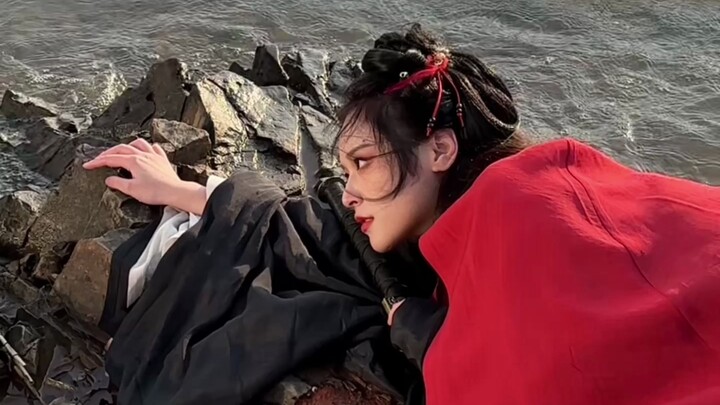 موطني هو المكان الذي لا أستطيع العودة إليه