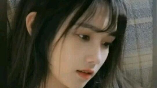 ada yg mau temenan sama aku ehe'