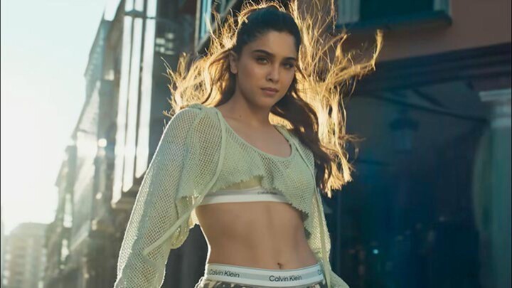 Champagne Song ALPHA Sharvari Rohansh Abeer Akasa Anvitaa Dutt