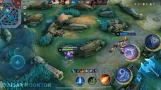 Novaria is hurt! One shot kills one enemy