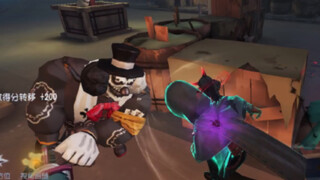 Keluarga, tolong bantu saya lihat apakah peramal ini memiliki level kartu C