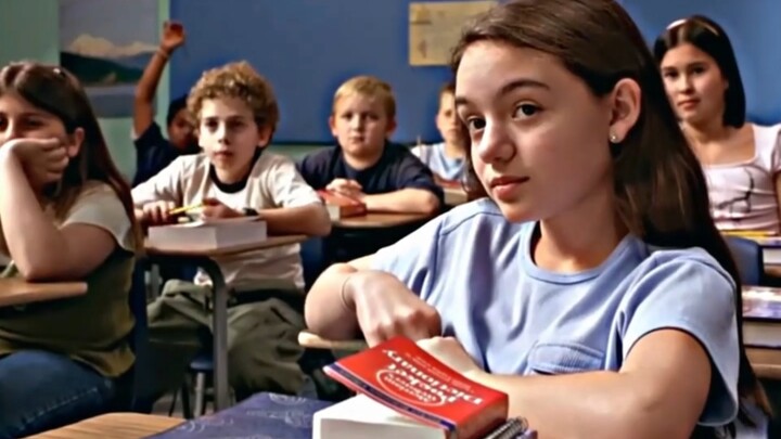 Khoảnh khắc ấy, đèn nhà tên côn đồ học đường sáng suốt cả đêm.