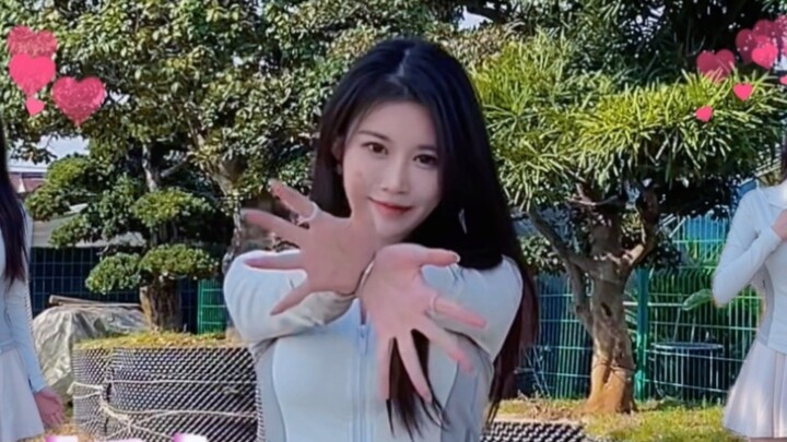 Mahasiswa meng-cover lagu baru JISOO "Flower" dan mekar seperti bunga~