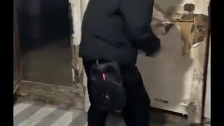 Only Yunnan has car keys this big