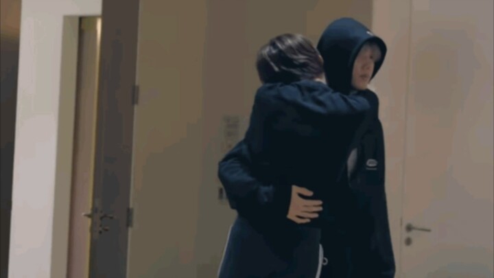 【Sao × Gấu】Đây là crush kém tuổi ư?