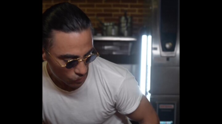 Crooked-Mouth Heart-Shaped Beef