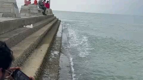 wave