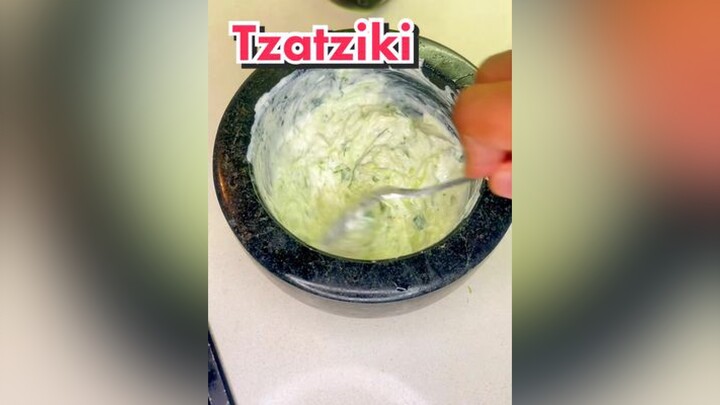 Try this refreshing tzatziki recipe reddytocook greekfood middleeasternfood Summer salad sauce 21da