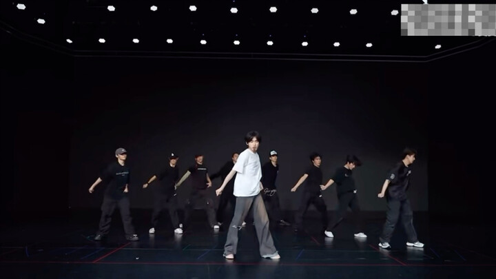 [Tống Á Hiên] Khi không còn trang điểm và bố trí sân khấu, càng dễ cảm nhận rõ hơn thực lực ca hát n