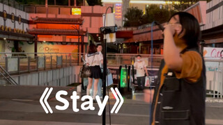 ฉันร้องเพลง "stay" ข้างถนน!!! คนสัญจรเป็นกำลังใจ!!!