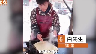 长相酷似周杰伦摊主回应：知道自己几斤几两，只想多卖几个灌饼