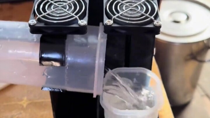 Mùa hè vẫn phải uống nhiều nước nóng – máy làm nước mát tự động giúp bạn!