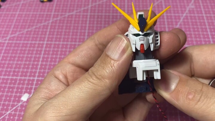 Tutorial on adding lights to Gundam models: MG Kanu Gundam adding lights - head, very practical for 