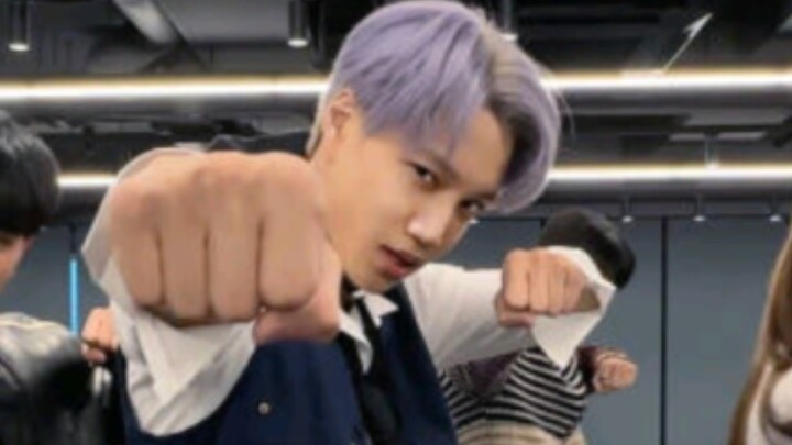 Ruang latihan "Rover" Kim Jong-in terungkap!