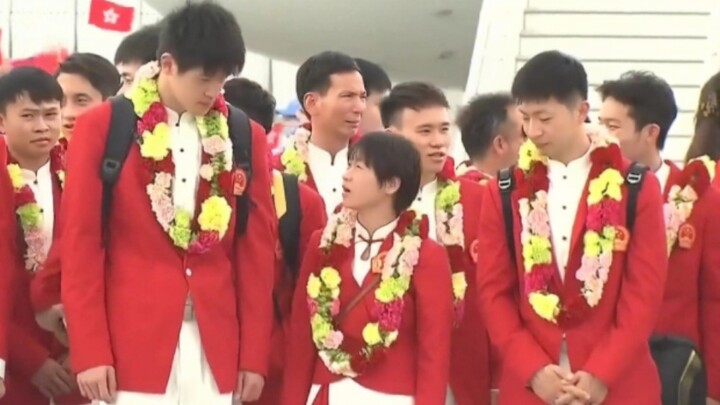 ฉวน หงชาน: ครั้งหน้าจะไม่มายืนตรงกลางระหว่างพวกเธอสองคนอีกแล้ว แค่พูดประโยคเดียวก็เมื่อยคอแย่!