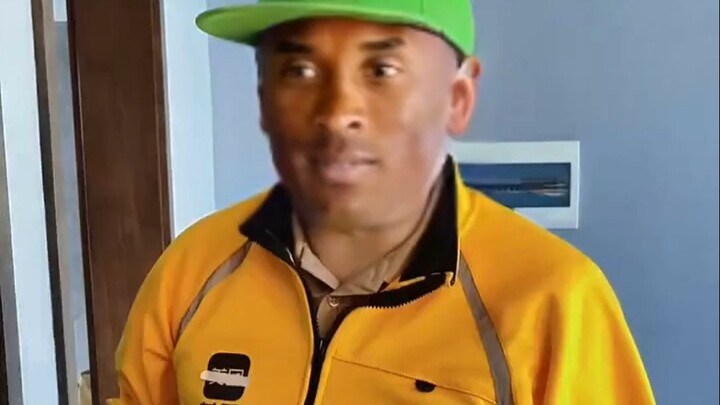 Nhà Lao Đại: Nhân vật thần kỳ - nhân viên giao hàng