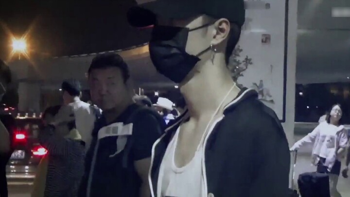 【Wang Yibo】［Heathens］walking with the wind and killing everyone at the airport