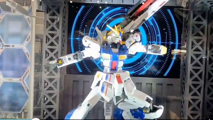 Immersive visit to the Gundam Limited Theme Store｜Fukuoka Lalaport