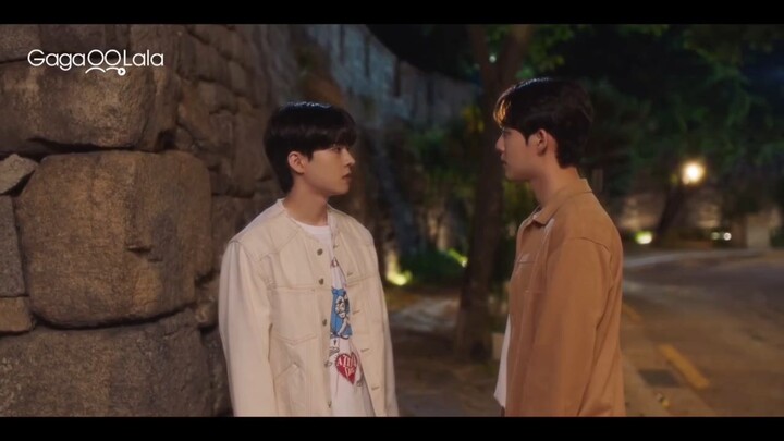 Who's here rooting for the handsome Team Leader? 👀