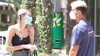 การให้แนวทางแก่คนแปลกหน้าที่พวกเขาไม่ได้ขอ..