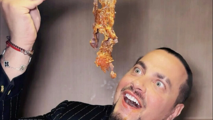 أهل بيتي، رجعت تاني إلى شانتو! بس الأساس هو أنني مشتاق لشوي اللحم البقري #TC في الصين