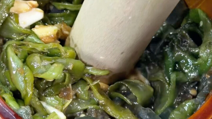 Hunan-style ground chili with preserved eggs—this has to be shared with the whole world! #GroundChil