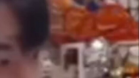 السد هو بالفعل أكثر صورة تحتوي على أشخاص رائعين، هل يحبنا اليسار السماوي هههه