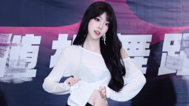 【เจ็บจี๊ด】ความทรมานจากรองเท้าส้นสูง 12 ซม.