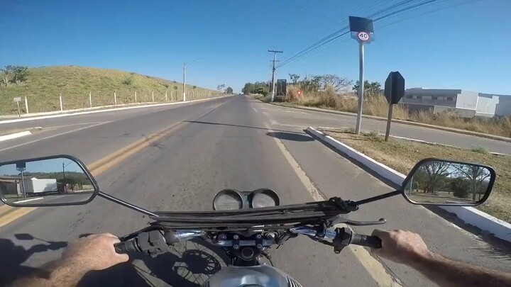 FUI DE MOTO ATE LAGOLANDIA