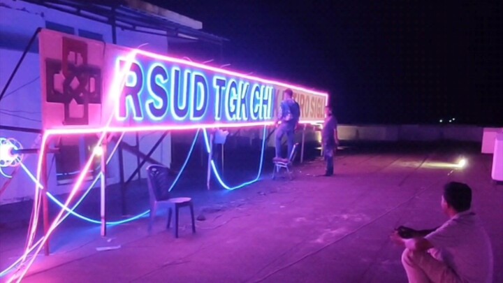 lampu neon