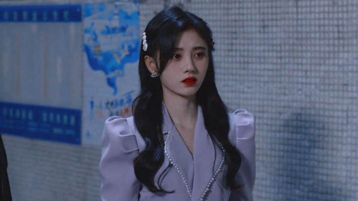 Drama romantis Tiongkok belakangan ini jarang sekali punya kostum, rias, dan set yang sebagus ini se