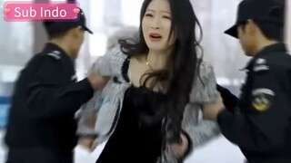 Wanita Ini Di Campakkan Suaminya Karna Berselingkuh Dengan Satpam Nya Sendiri